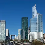Novotel Paris La Defense Esplanade 4* Courbevoie
