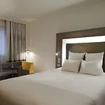 Hotell Novotel Paris La Defense Esplanade