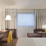 Hotell Novotel Paris La Defense Esplanade