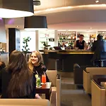 Novotel Paris La Defense Esplanade Hotell 4*