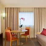 Novotel Paris La Defense Esplanade Courbevoie