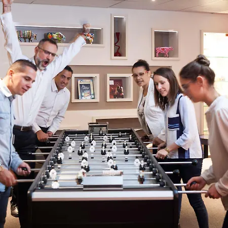 Novotel Paris La Defense Esplanade 4*
