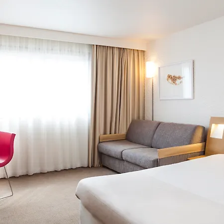 Hotel Novotel Paris La Defense Esplanade Courbevoie