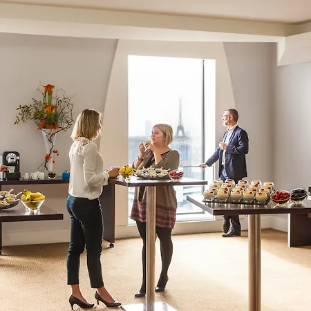 Novotel Paris La Defense Esplanade