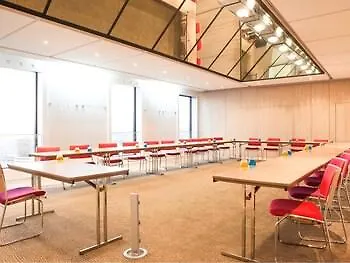 Novotel Paris La Defense Esplanade 쿠르브부아