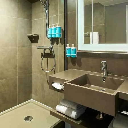 Novotel Paris La Defense Esplanade فندق كوربوفوا