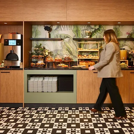 Novotel Paris La Defense Esplanade Κουρμπεβουά
