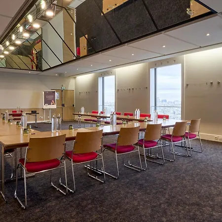 Novotel Paris La Defense Esplanade 4* Κουρμπεβουά
