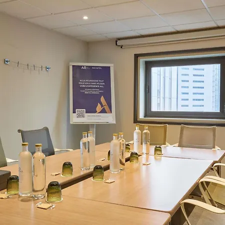 Ξενοδοχείο Novotel Paris La Defense Esplanade Κουρμπεβουά