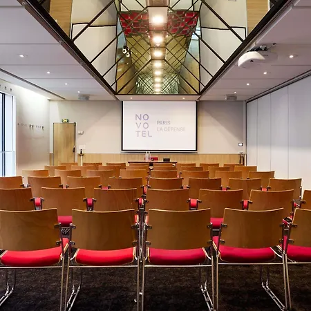 Novotel Paris La Defense Esplanade كوربوفوا