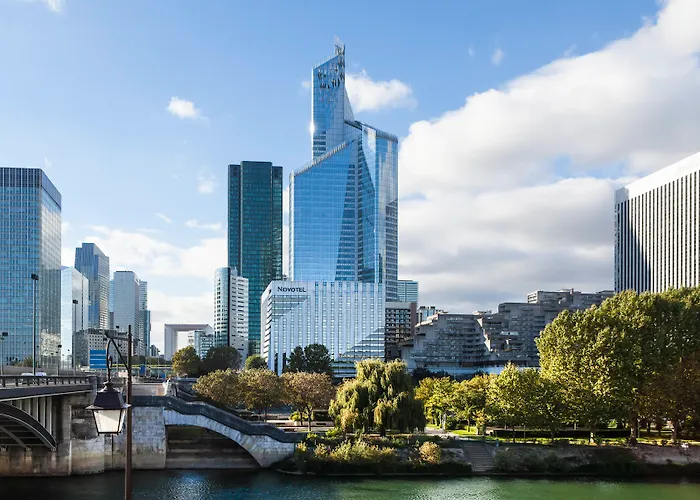 فندق Novotel Paris La Defense Esplanade 4*