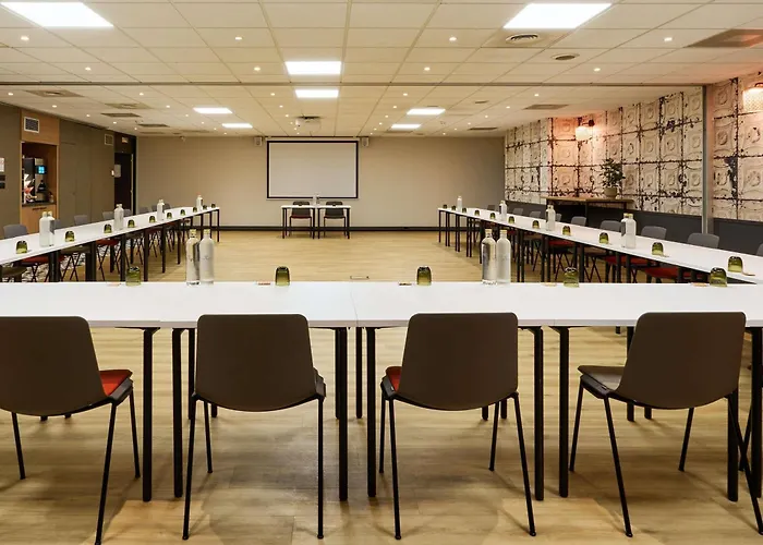 Novotel Paris La Defense Esplanade فندق