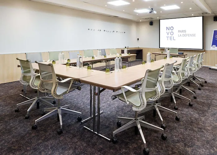 Novotel Paris La Defense Esplanade فندق كوربوفوا