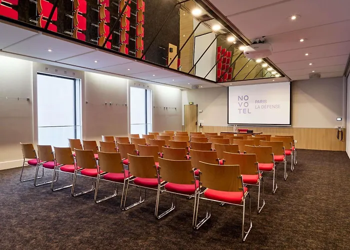 Novotel Paris La Defense Esplanade