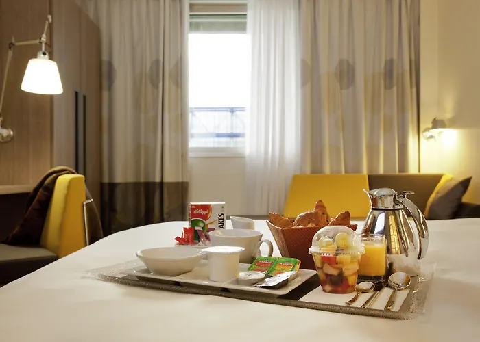 Novotel Paris La Defense Esplanade فندق