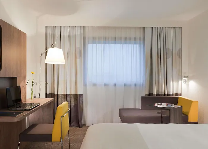 فندق Novotel Paris La Defense Esplanade