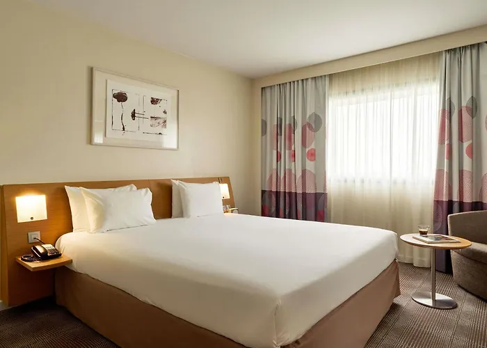 Novotel Paris La Defense Esplanade فندق