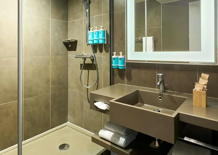 Novotel Paris La Defense Esplanade فندق كوربوفوا