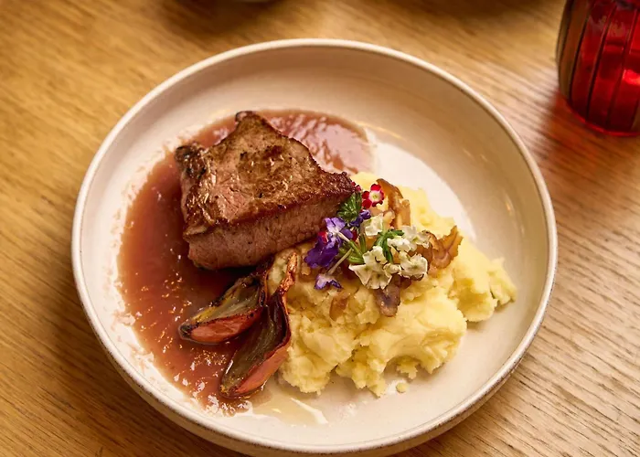 فندق Novotel Paris La Defense Esplanade