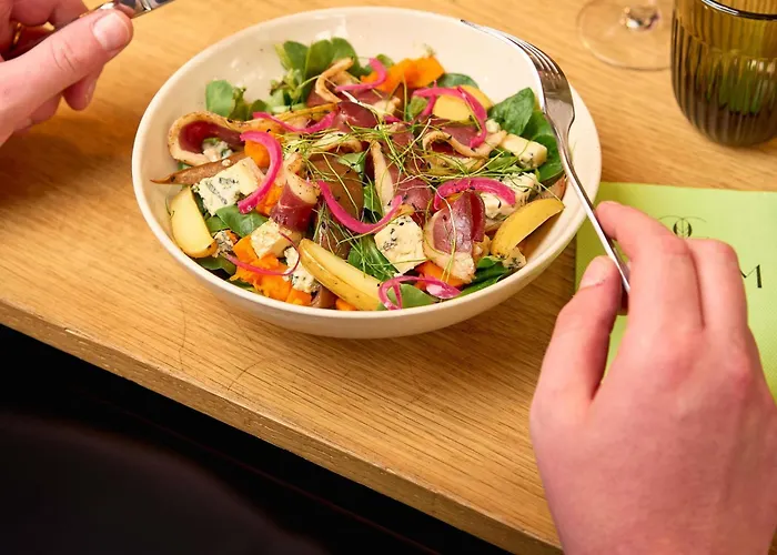 Novotel Paris La Defense Esplanade فندق