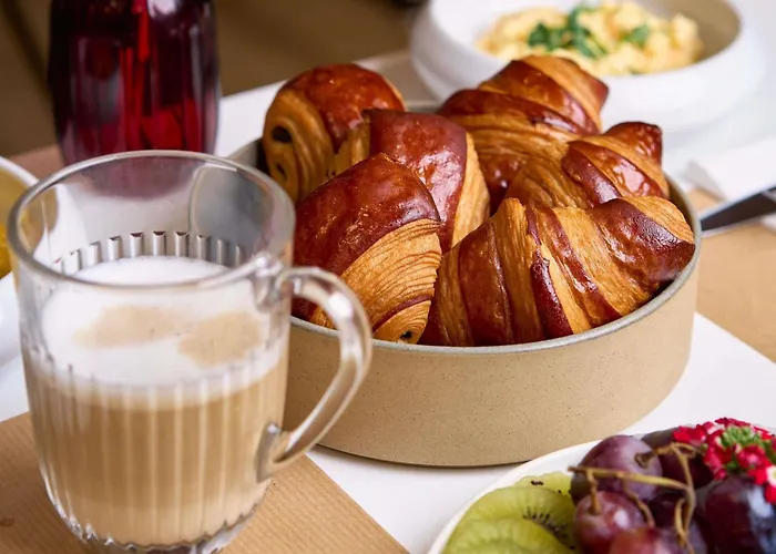 Novotel Paris La Defense Esplanade فندق 4*