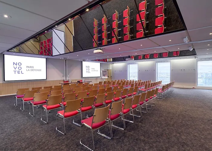 فندق Novotel Paris La Defense Esplanade